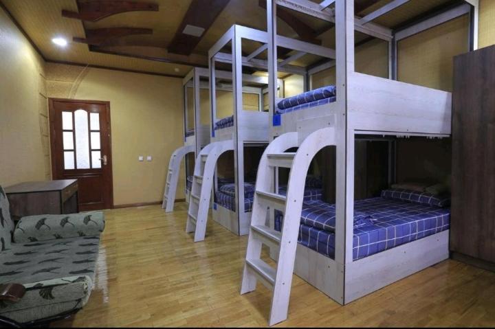 Yellow Hostel Duşanbe Dış mekan fotoğraf