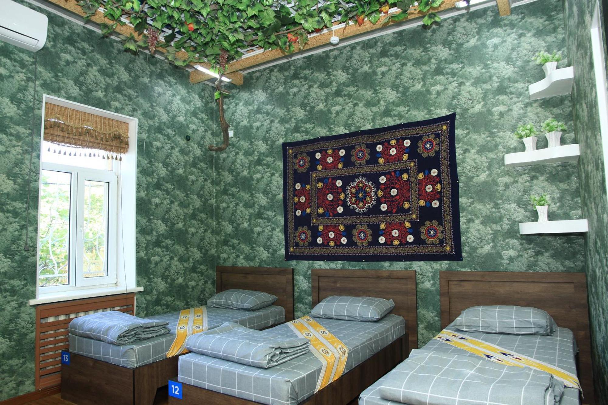 Yellow Hostel Duşanbe Dış mekan fotoğraf