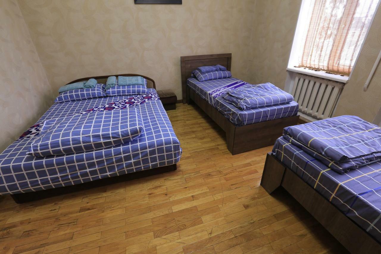 Yellow Hostel Duşanbe Dış mekan fotoğraf