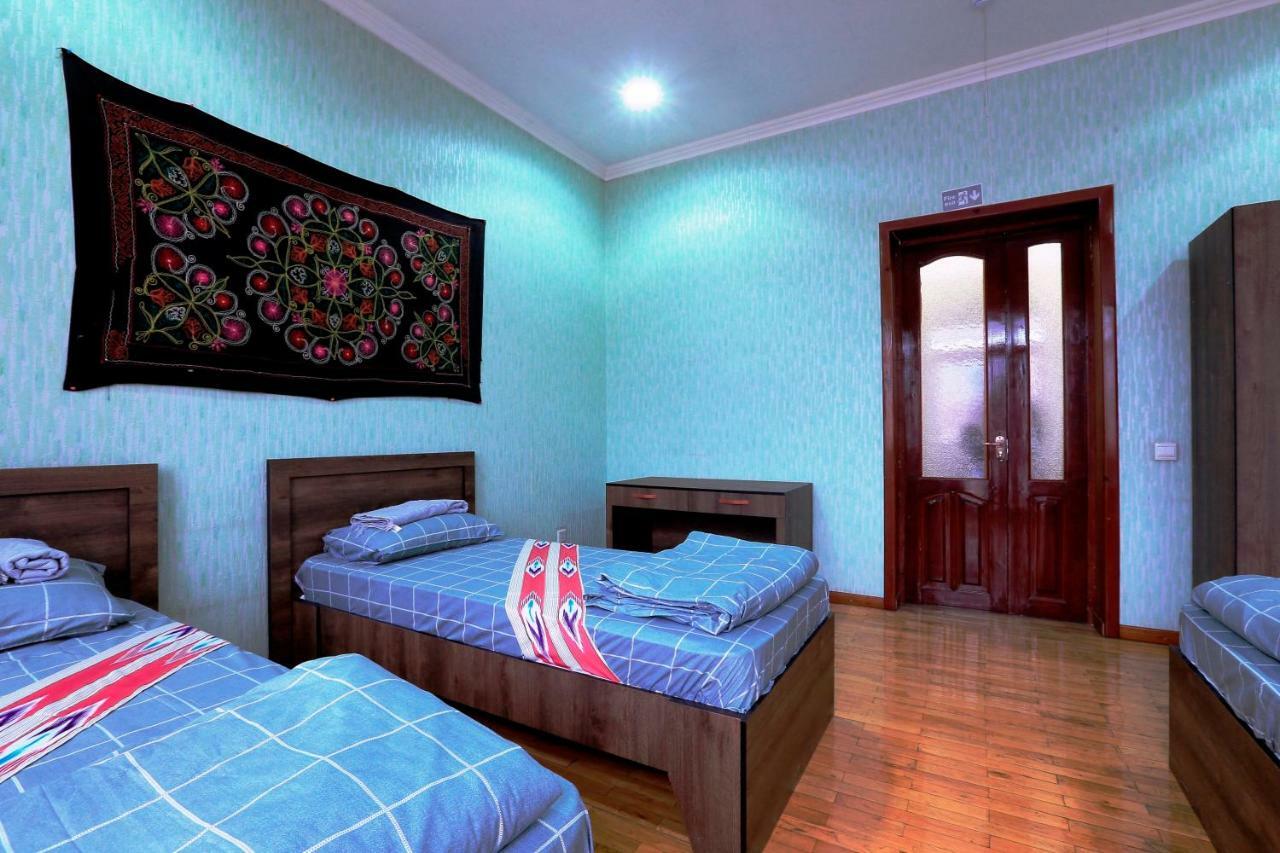 Yellow Hostel Duşanbe Dış mekan fotoğraf