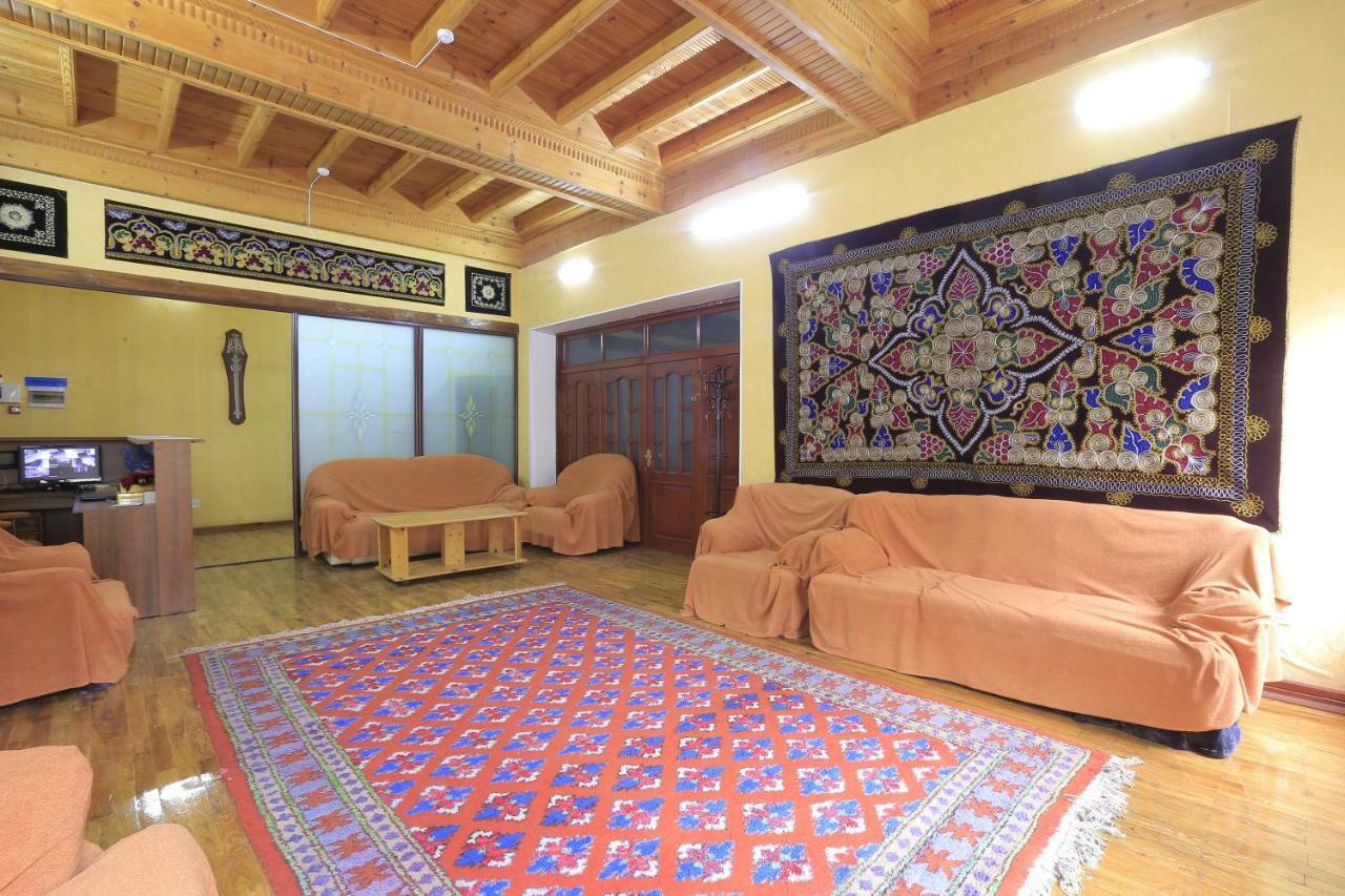 Yellow Hostel Duşanbe Dış mekan fotoğraf
