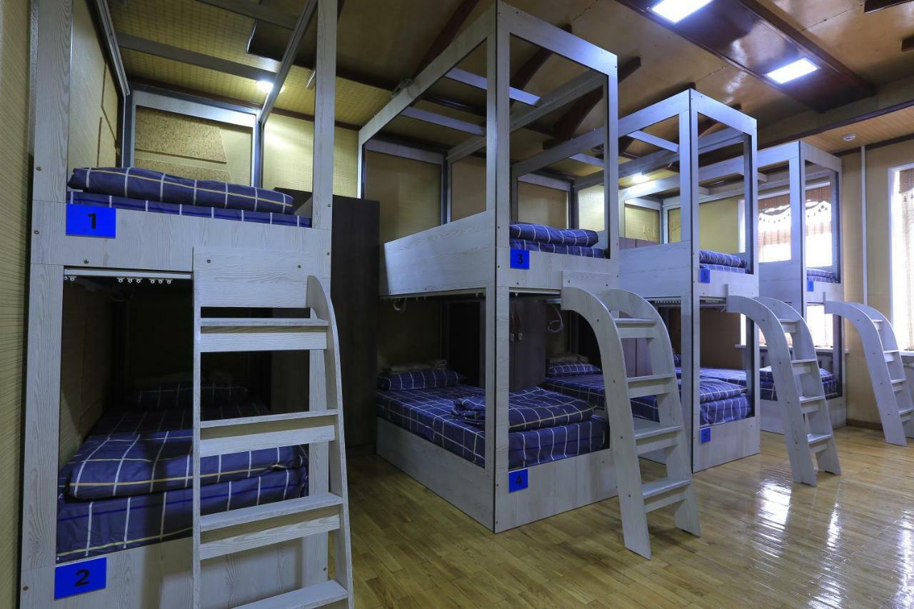 Yellow Hostel Duşanbe Dış mekan fotoğraf