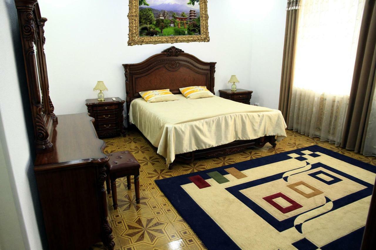Yellow Hostel Duşanbe Dış mekan fotoğraf