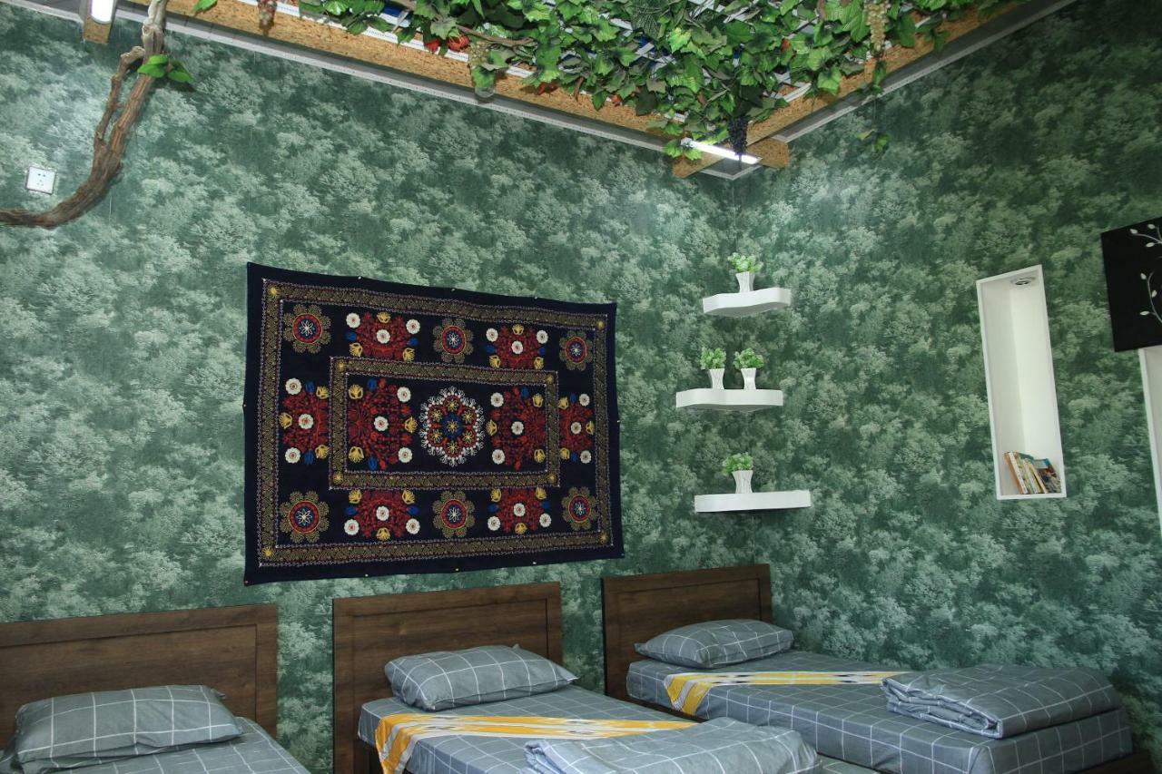Yellow Hostel Duşanbe Dış mekan fotoğraf