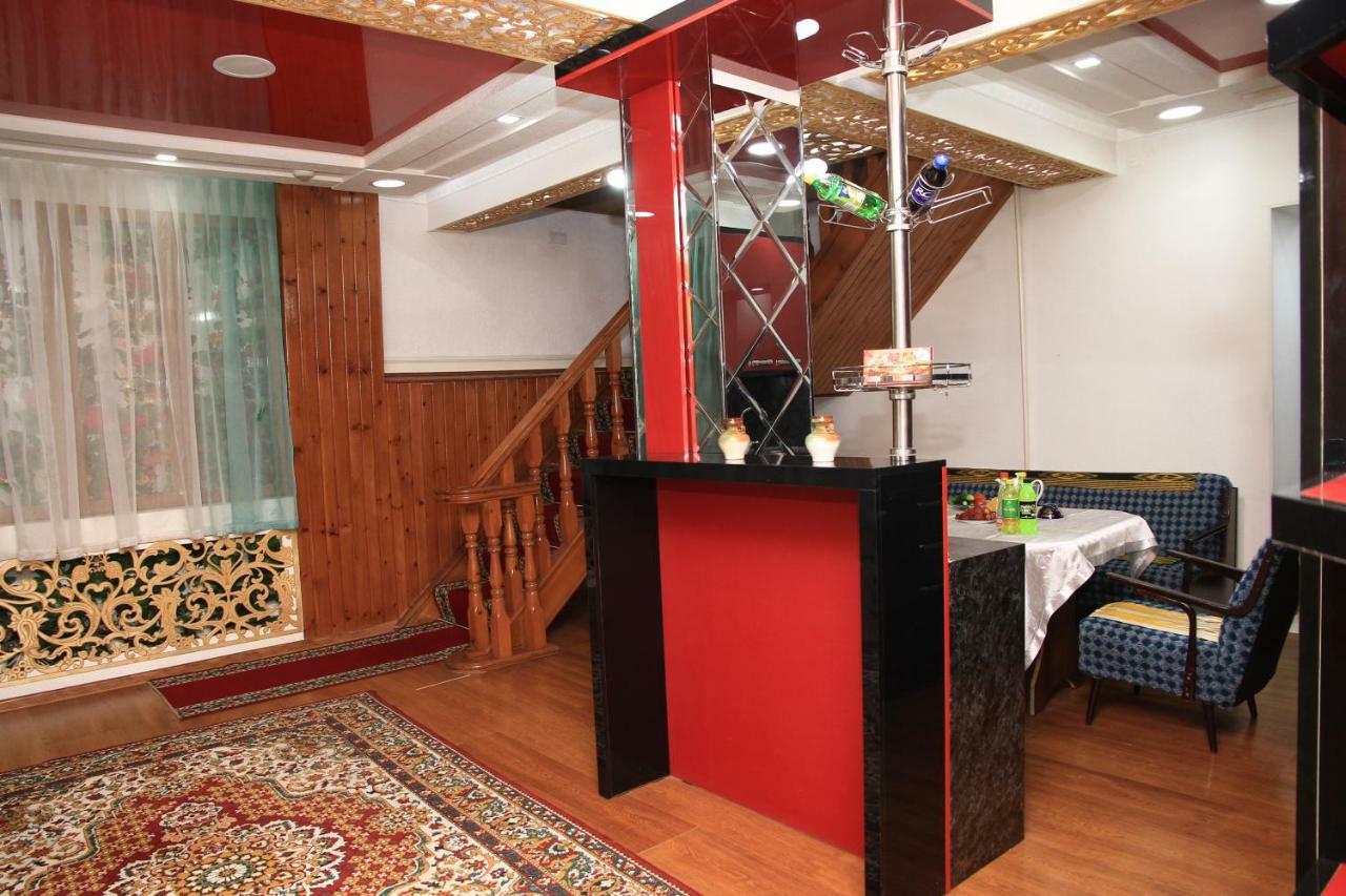 Yellow Hostel Duşanbe Dış mekan fotoğraf